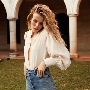 Doen Scarlet Top in Magnolia, size XS